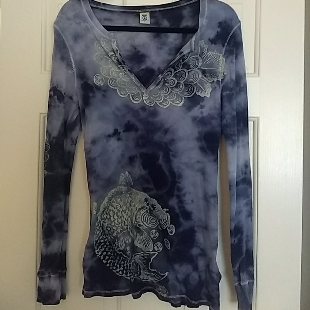 NWOT Lucky long sleeve thermal shirt w/designs